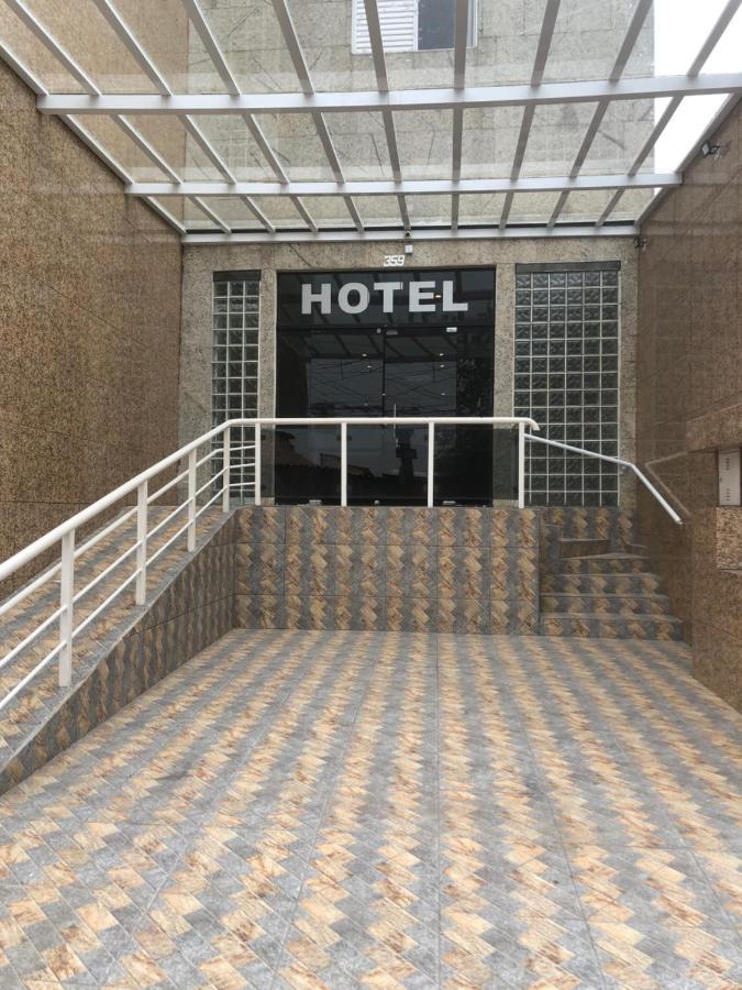 Attriun Hotel Γκουαρούλιος Εξωτερικό φωτογραφία