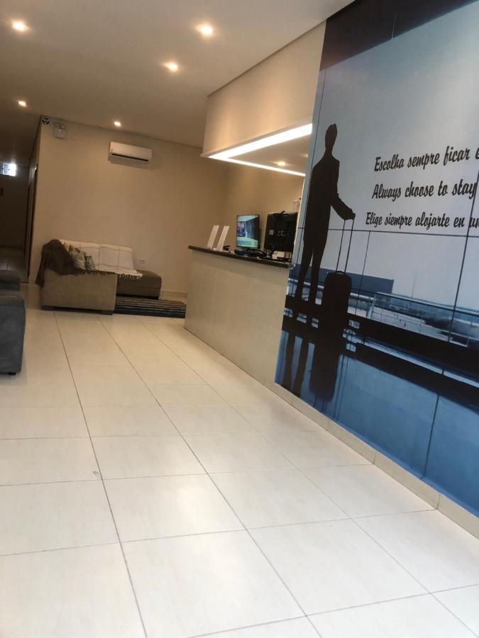 Attriun Hotel Γκουαρούλιος Εξωτερικό φωτογραφία