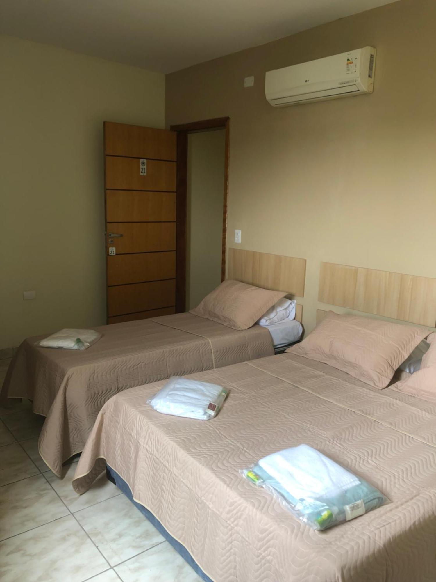 Attriun Hotel Γκουαρούλιος Εξωτερικό φωτογραφία